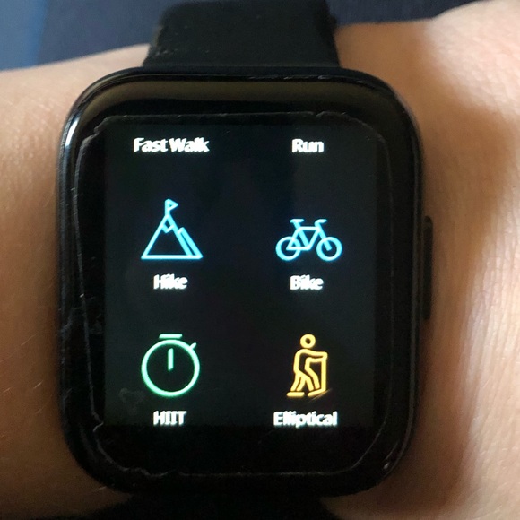 Atria FitTrack Smart Watch - Picture 6 of 16